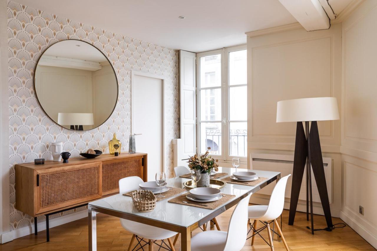 La Tourelle & L'Honore - 2 Appartements Dans Le Centre Historique De Rennes Bagian luar foto