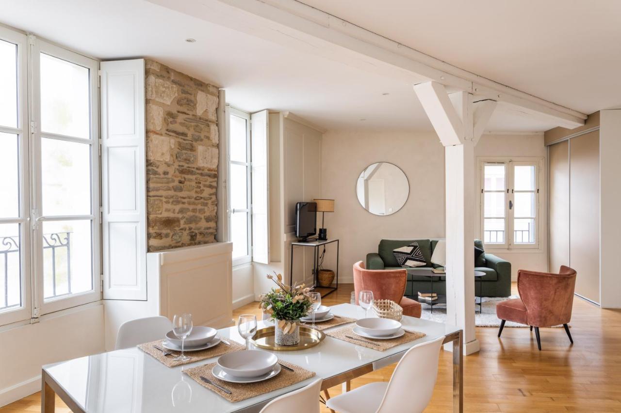 La Tourelle & L'Honore - 2 Appartements Dans Le Centre Historique De Rennes Bagian luar foto
