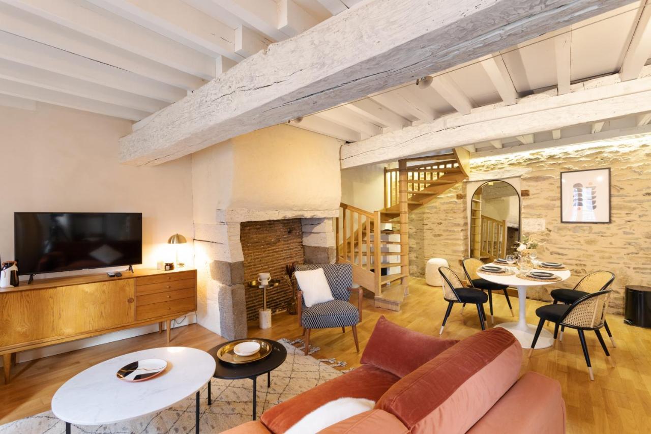 La Tourelle & L'Honore - 2 Appartements Dans Le Centre Historique De Rennes Bagian luar foto